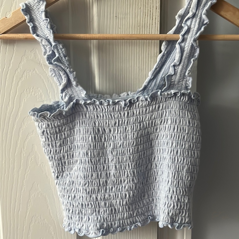 scrunched baby blue hollister tank